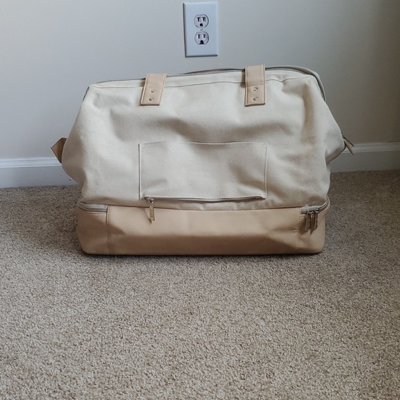 BEIS Weekender - Picture 2 of 15